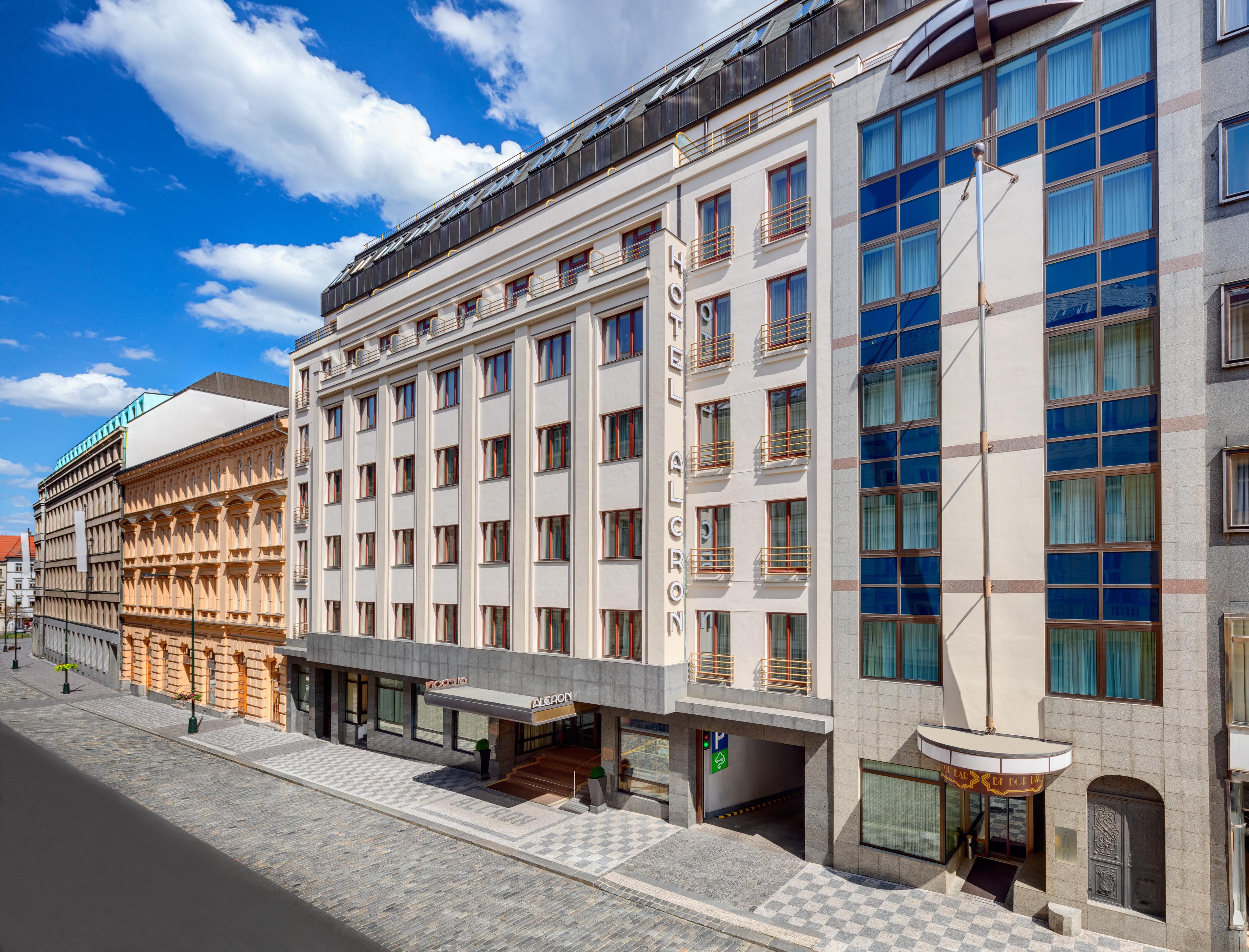 Almanac X Alcron Hotel Praha